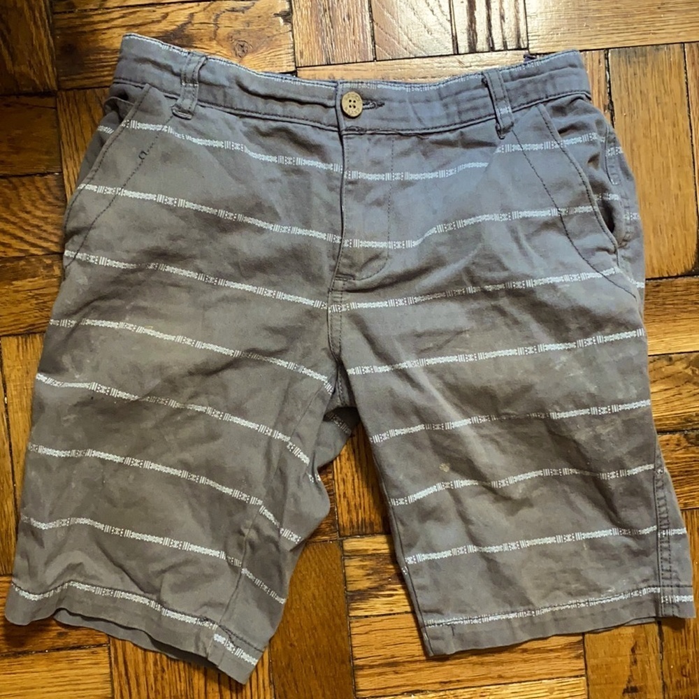 Lucky brand kids  gray shorts size: 12